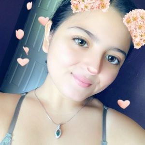 Meet your Posher, Esmeralda